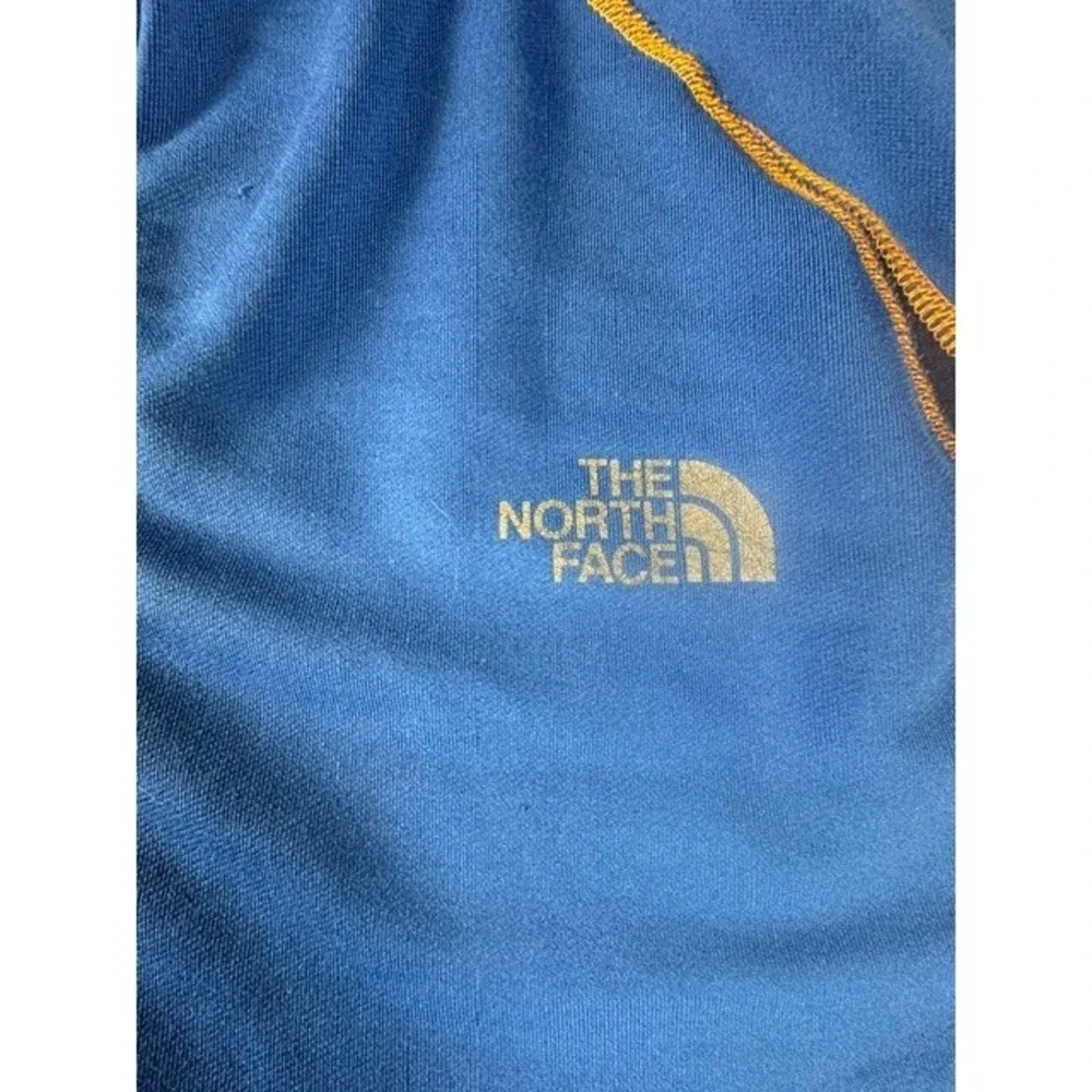 The North Face Pullover Mens L Blue 1/4 Zip Long Sleeve Active Top Mesh Trim